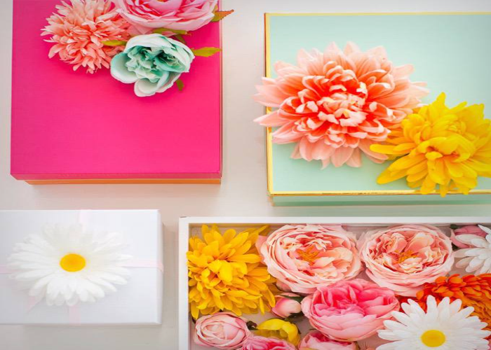 Creative Ways to Use Paper Roses