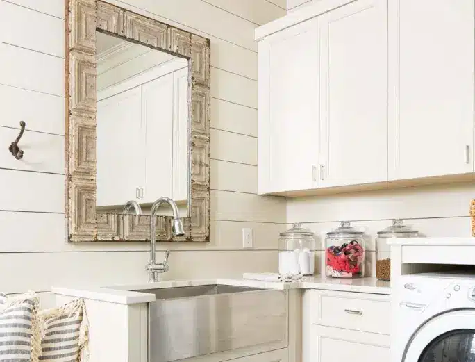 Colors that Match with Winds Breath Benjamin Moore OC 24.png