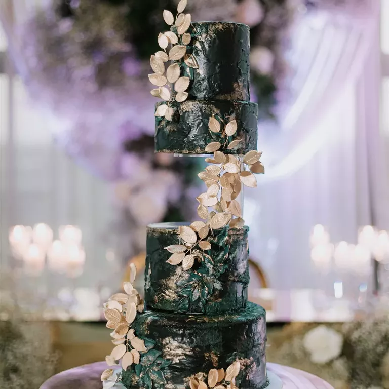 Illusion Wedding Cake