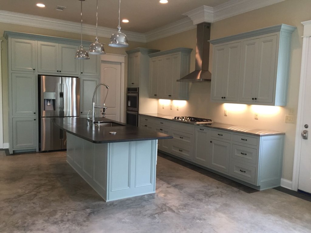 Sherwin Williams Silver Mist in Kitchens
