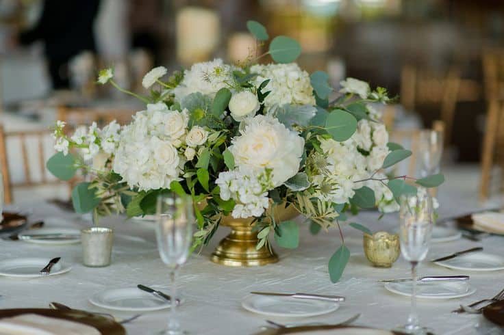 White Hydra Centrepiece