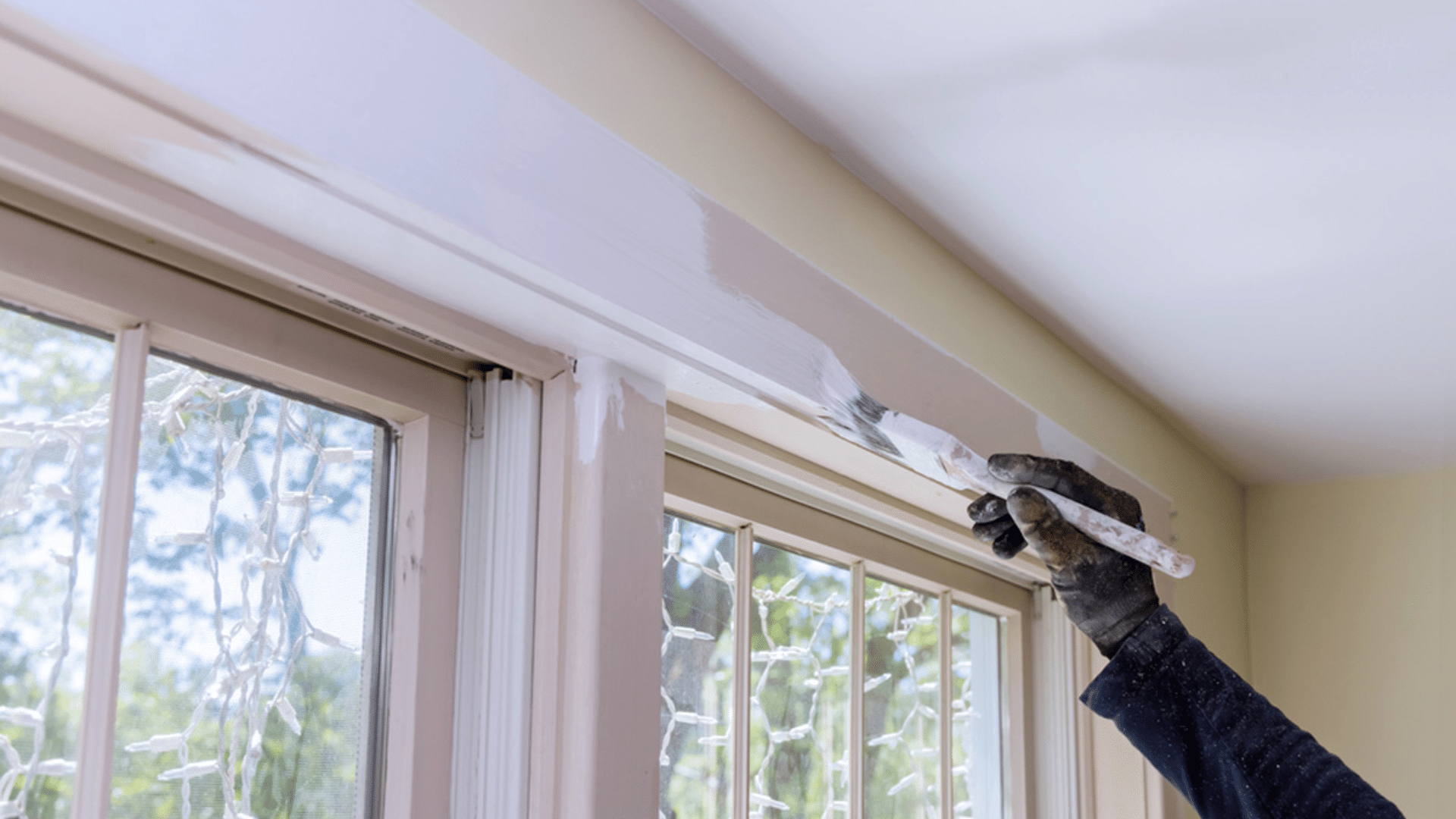 How_to_Paint_Trim_and_Baseboards_Like_a_Pro