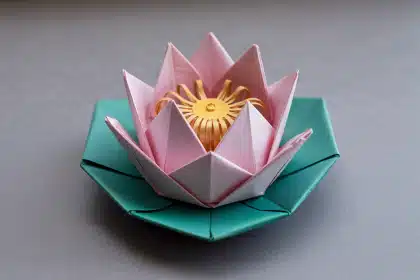 Step-by-Step Guide: How to Make an Origami Lotus Flower