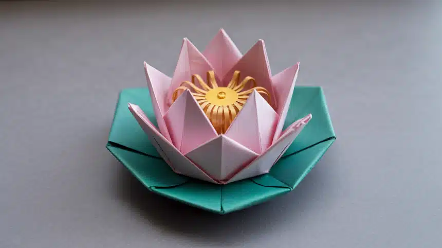 Step-by-Step Guide: How to Make an Origami Lotus Flower