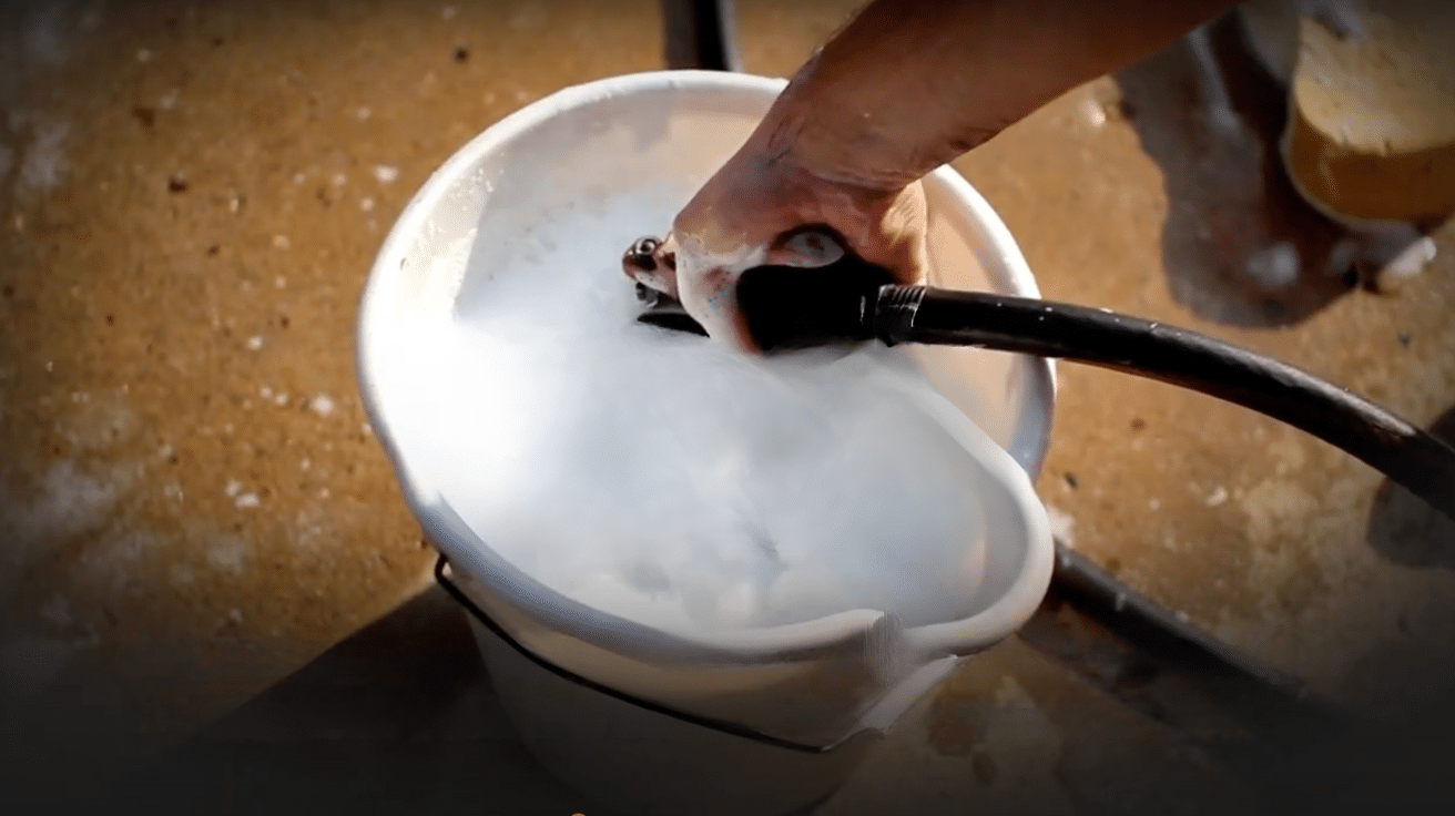 Step_2_Prepare_a_Mild_Cleaning_Solution