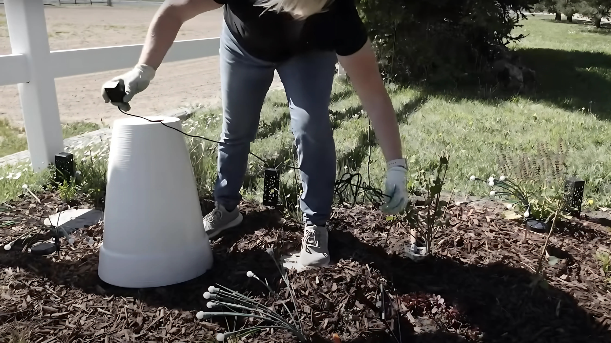 Step_5_Install_the_Solar_Fountain_Pump