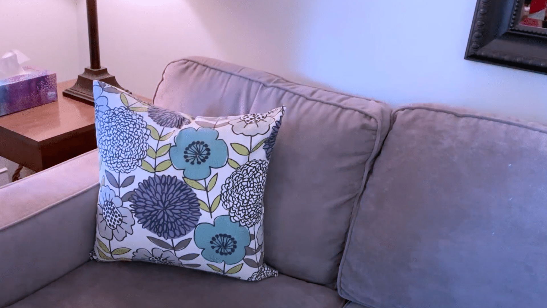 Step_7_Finish_Your_Cushion_Cover
