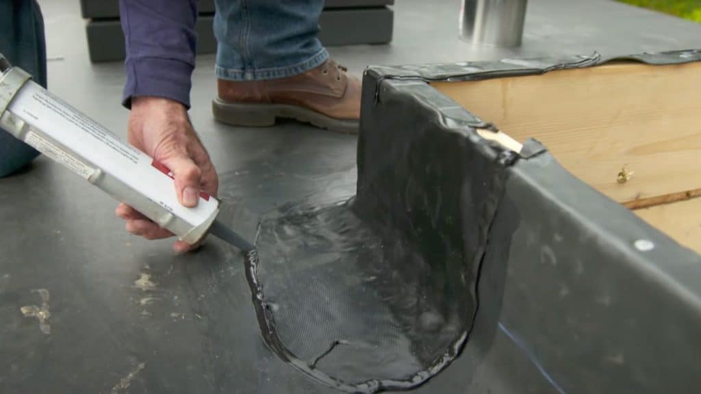 Apply Lap Sealant