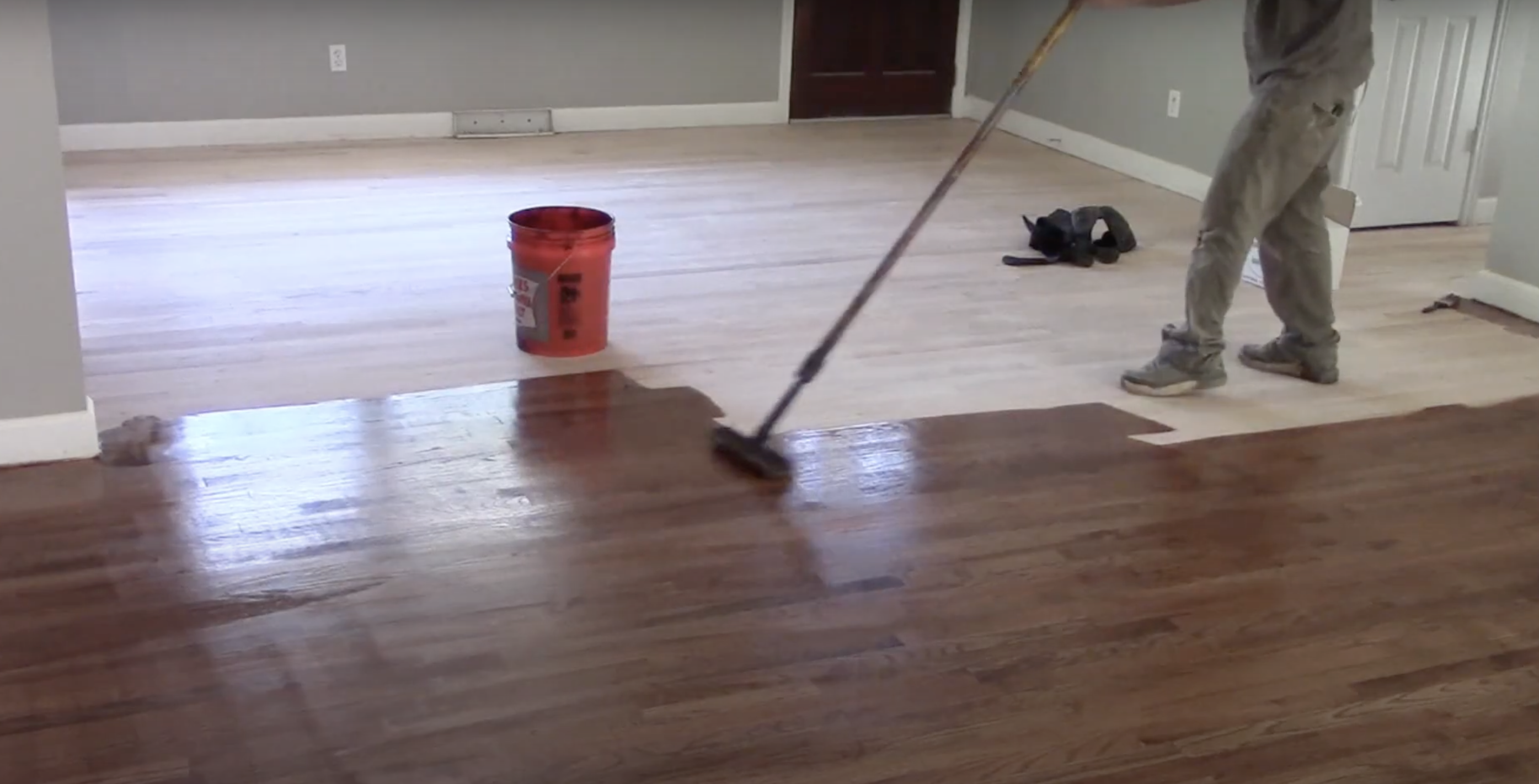 Step_2-_Stain_Application