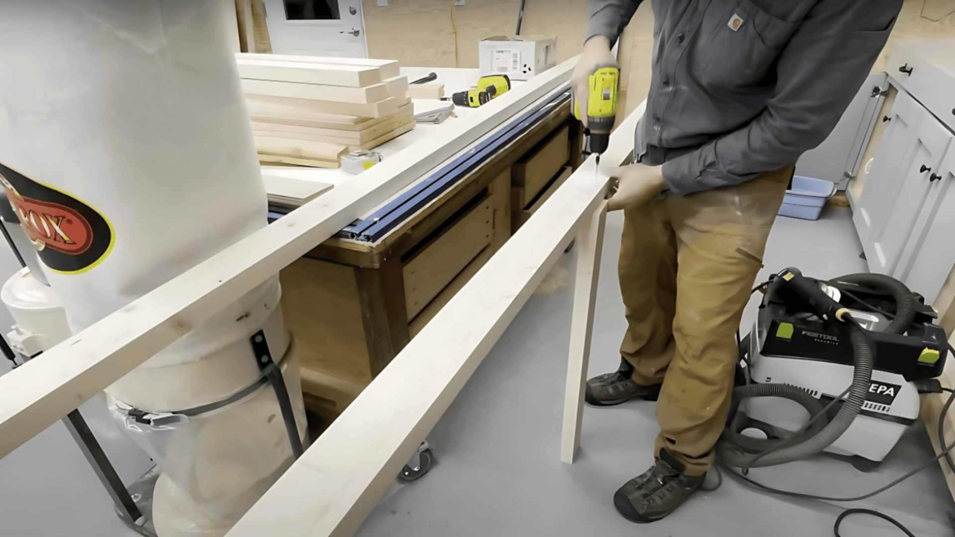 Step_2_Build_the_Basic_Wood_Frame