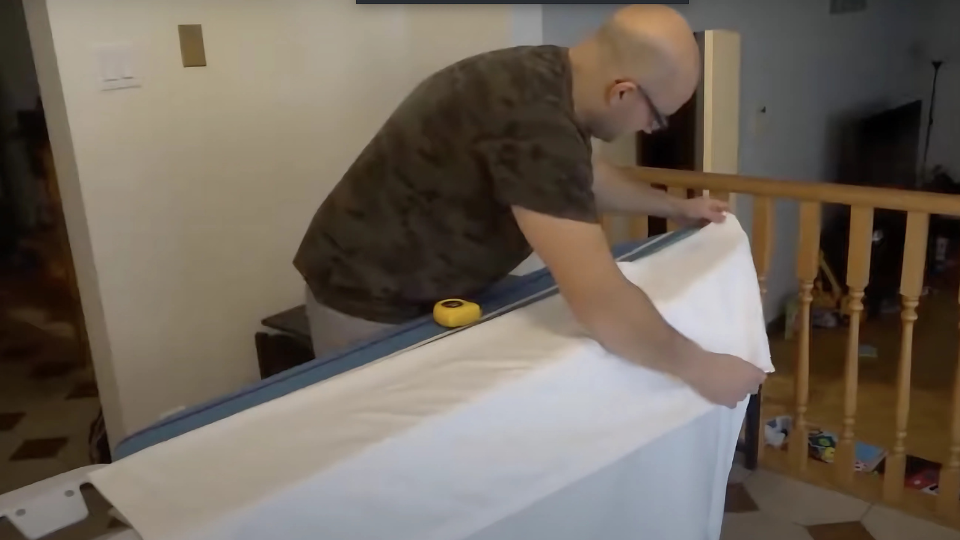 Step_2_Create_Your_Folding_Line