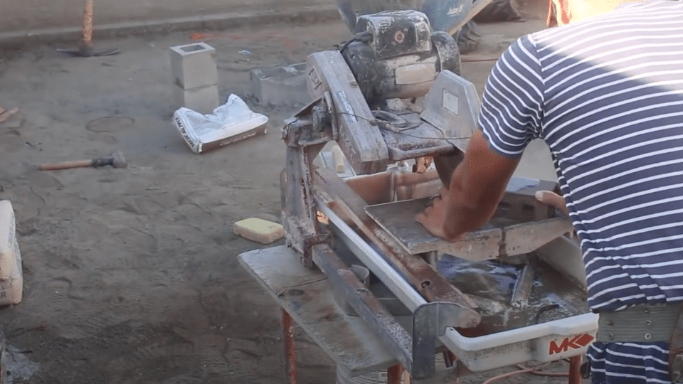 Step_5_Mortar_Application_and_Additional_Courses