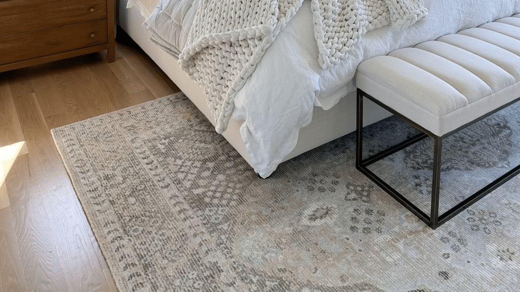 Ideal Rug Dimensions for a Queen Bed