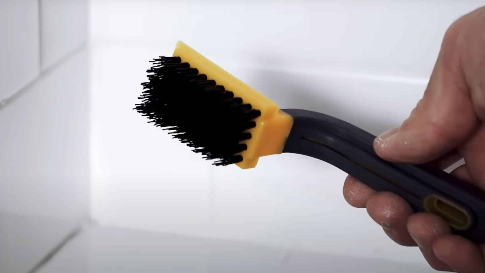 Step_5_Scrub_the_Area_Clean