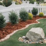 cheap-simple-front+yard-landscaping-ideas.png