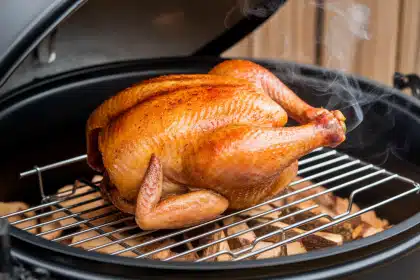 how to smoke a whole chicken in an electric smoker.png