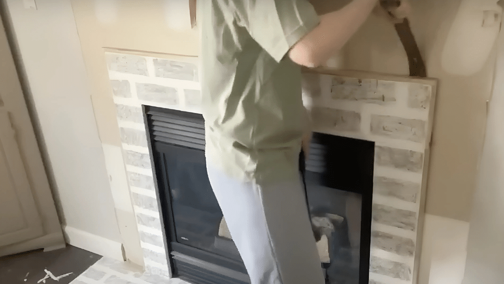 remove-old-mantel