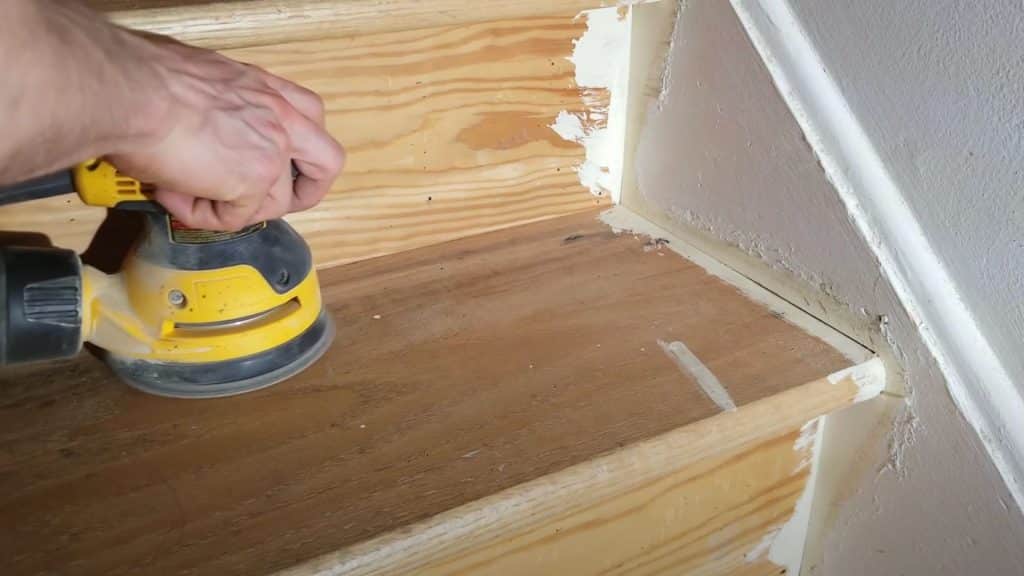 step-2-Sand-the-Surfaces