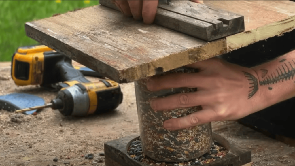 Hang, Fill, and Enjoy